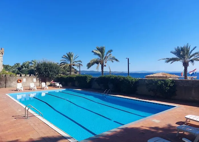 Mare Blu アパート カーヴォ